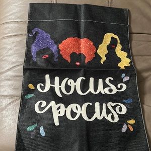 Hocus pocus garden flag
